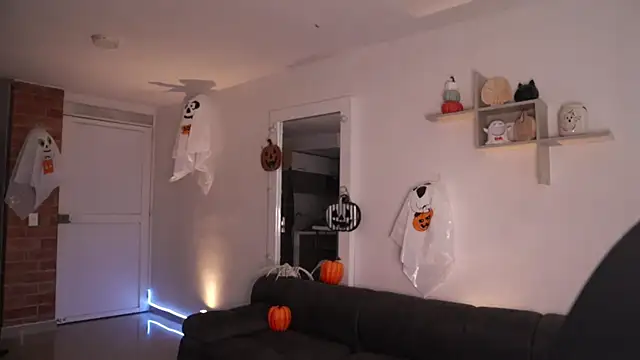  Vahos  online show from October 30, 7:26 pm