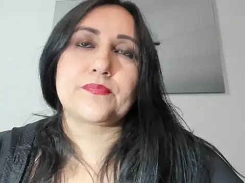 foxy-porn1 online show from April 14, 9:15 pm