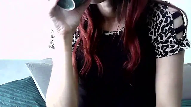 Katesweetkate online show from March 4, 11:06 am