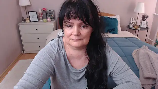 LeveMe2Nightt online show from February 25, 2:37 pm