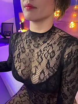 mahia queen online show from December 2, 12:07 pm