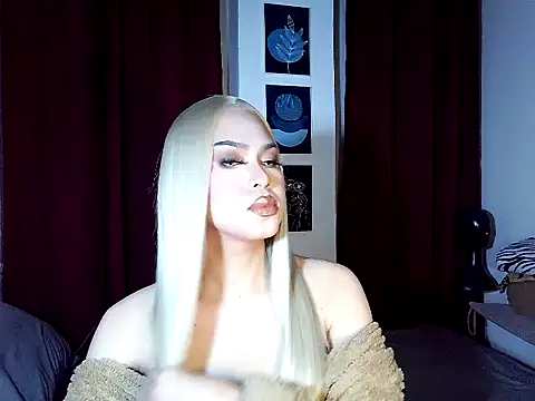 MistressLuna1 online show from February 21, 10:10 pm