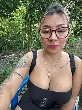 DIANITA 1988 online show from April 12, 8:44 pm