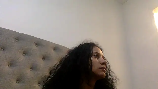 pinksugarxx online show from January 18, 6:43 am