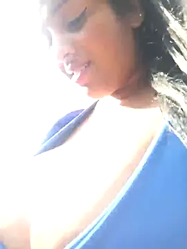 AbellaLizz online show from April 3, 10:08 pm