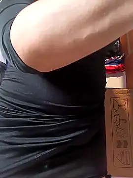 CristalRays online show from April 19, 7:38 pm