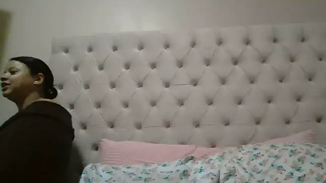 beautylovess online show from February 18, 12:54 am