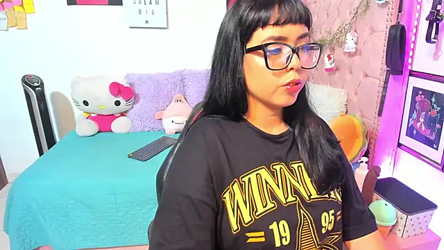 LillyCandy online show from March 21, 1:10 am