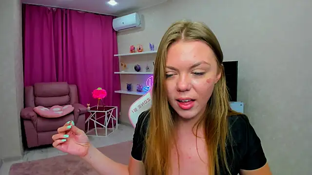 Strawberrye online show from February 14, 4:03 am