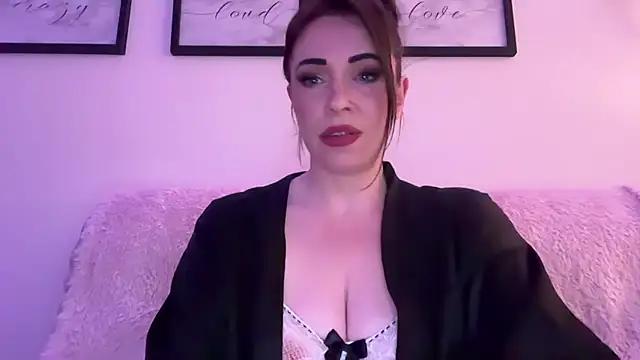 MuckyMILF online show from March 15, 12:01 am