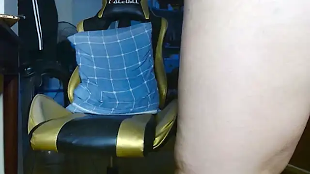 Yukikawaii online show from October 24, 6:42 am