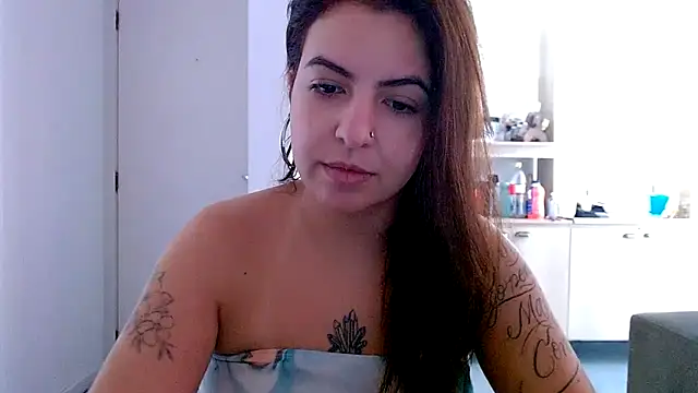 chelbyy online show from March 4, 2:12 pm