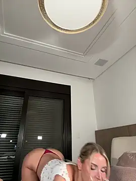 jasminesummer online show from December 18, 5:18 pm