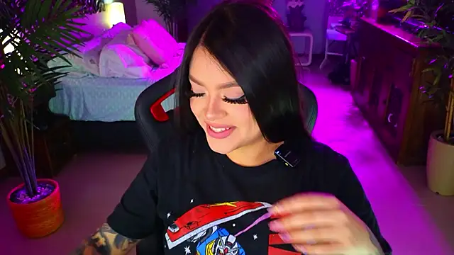 ambarEvans online show from February 28, 1:27 am