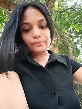  Estrellita  online show from February 24, 7:45 pm