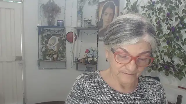 FunnyGrandma online show from February 16, 7:14 pm