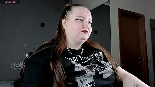 Snapshot of EMMA__CONNOR chatting on September 15, 6:21 am EMMA  CONNOR online show from September 15, 6:21 am