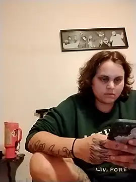 Snapshot of lyshaa chatting on October 14, 2:47 am lyshaa online show from October 14, 2:47 am