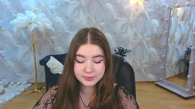 NicoleFoxery online show from November 20, 6:20 pm