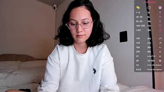 Anyi 1 online show from April 13, 3:08 am