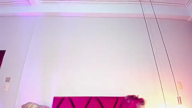 JupiteFox online show from November 13, 12:42 am