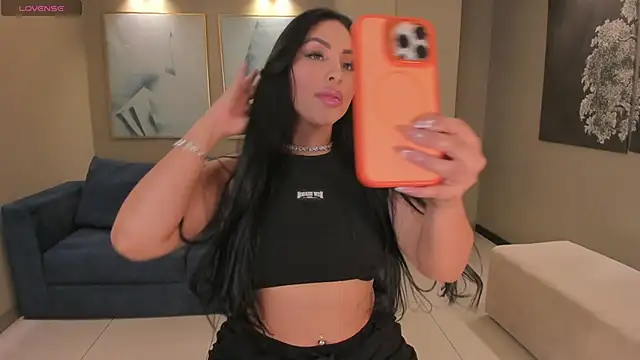 MiaRoberts1 online show from May 6, 12:42 pm