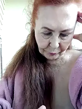 Hottie-Mom online show from June 1, 6:53 pm