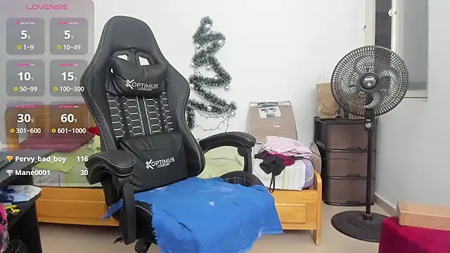 Britney beg1 online show from December 19, 8:50 am