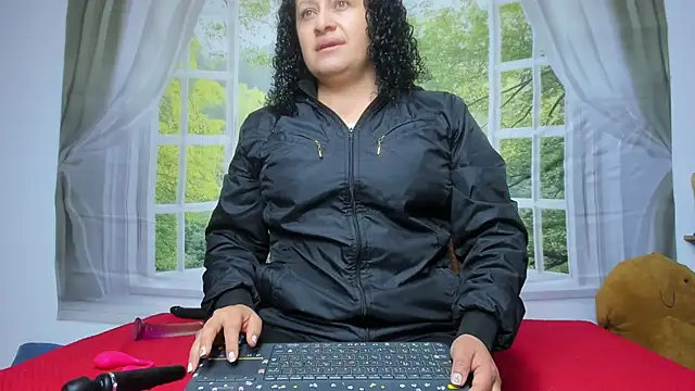 nikool32 online show from October 8, 11:58 am