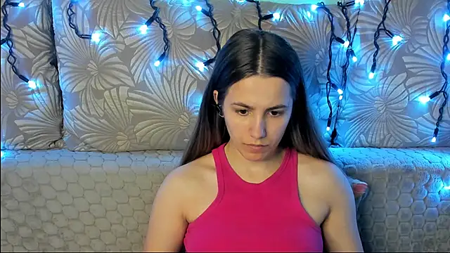 MaggieCake online show from June 7, 3:57 am