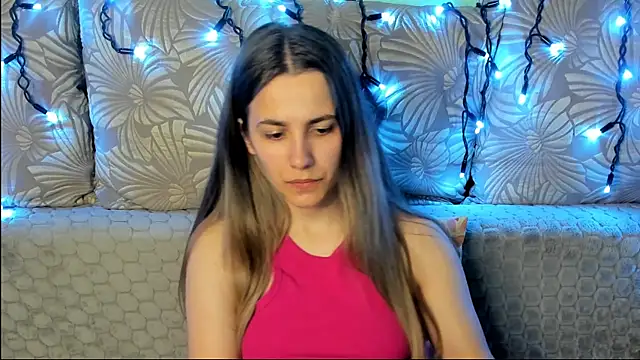 MaggieCake online show from June 5, 4:38 am