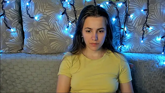 MaggieCake online show from June 14, 2:24 am