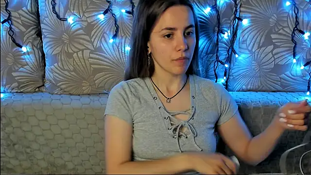 MaggieCake online show from June 11, 2:53 am
