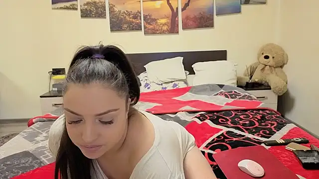 adelline online show from February 2, 9:47 pm