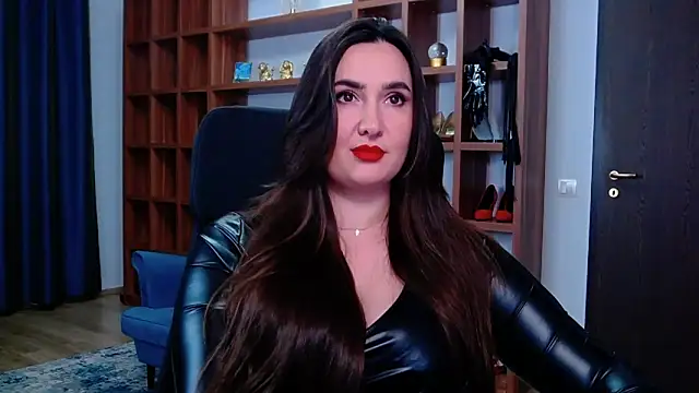 Snapshot of Mistress_Audrey chatting on October 23, 9:15 am Mistress Audrey online show from October 23, 9:15 am
