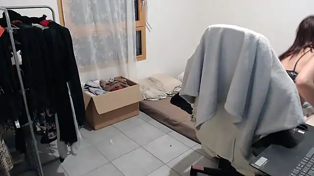 missthon0 online show from November 13, 3:00 pm