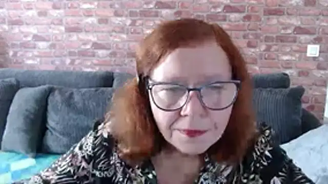 Adelewildx online show from October 10, 11:04 am