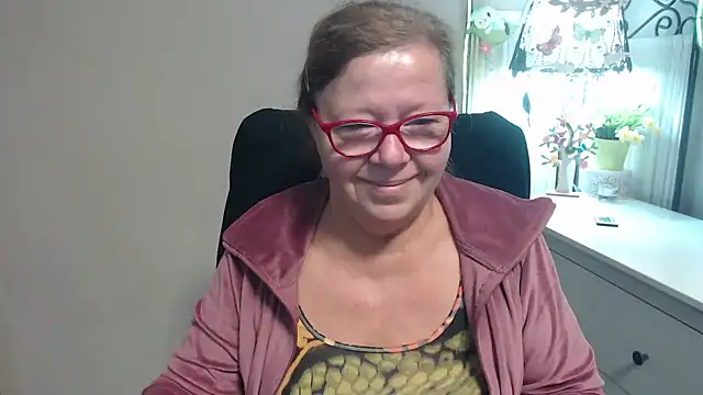 Adelewildx online show from September 23, 3:15 am