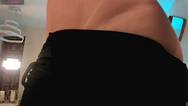 KylaMorrison online show from March 31, 12:16 pm