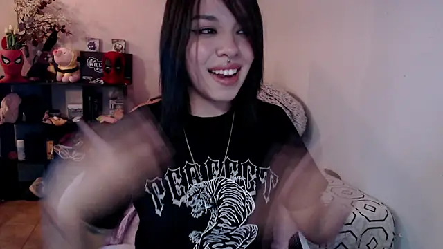 Snapshot of babyakem chatting on September 13, 4:09 am babyakem online show from September 13, 4:09 am