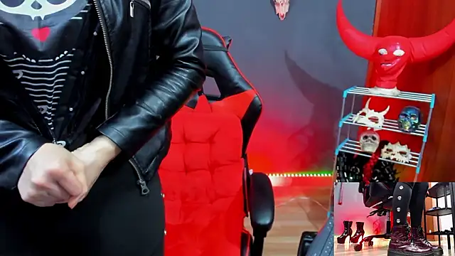 Mistress Yelena online show from March 25, 12:38 am