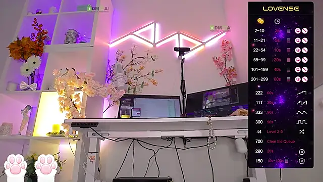 Elena-Marilyn online show from October 13, 11:40 pm