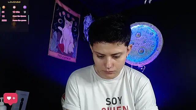 girl intense444 online show from February 17, 3:44 pm