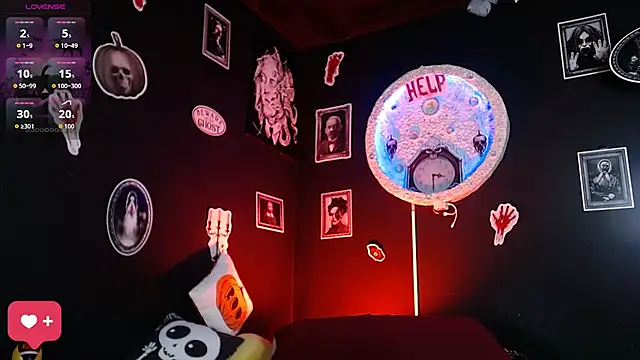 girl intense444 online show from October 28, 7:19 pm