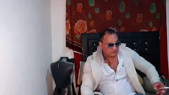 hardrock982 online show from December 18, 2:22 pm