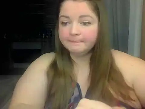 cute  cherry online show from February 20, 9:37 pm