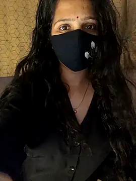 Rising Smiler online show from March 3, 6:25 pm