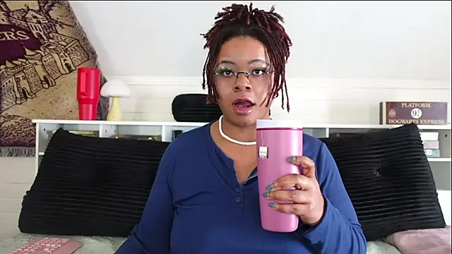 -khayaparker online show from February 28, 5:01 pm