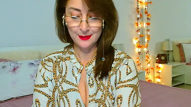 Tyana40 online show from November 10, 7:14 am