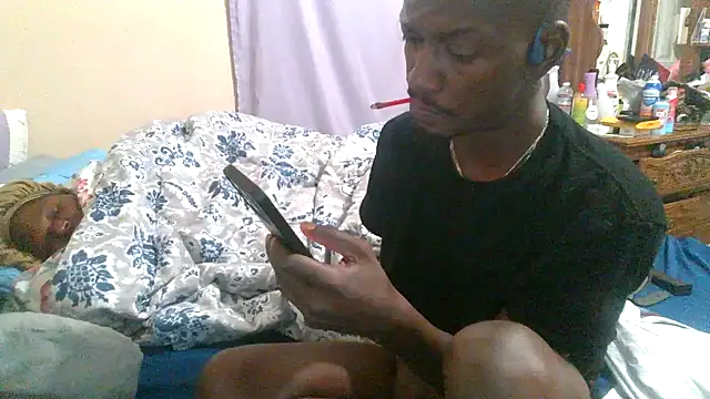 RinsingWood84 online show from April 29, 9:34 am